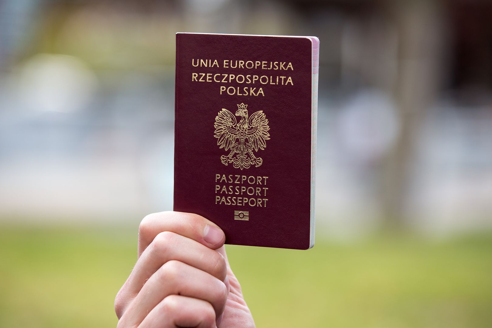 travel to poland passport validity